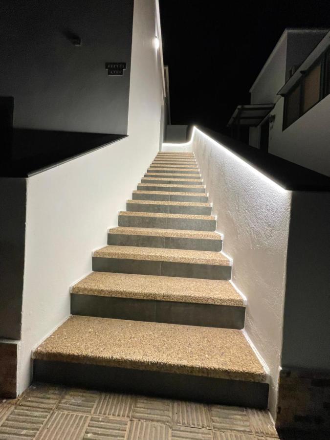 Izaro Apartamento Atico De Lujo Cerca De Playa Dorada Коста Бланка Экстерьер фото